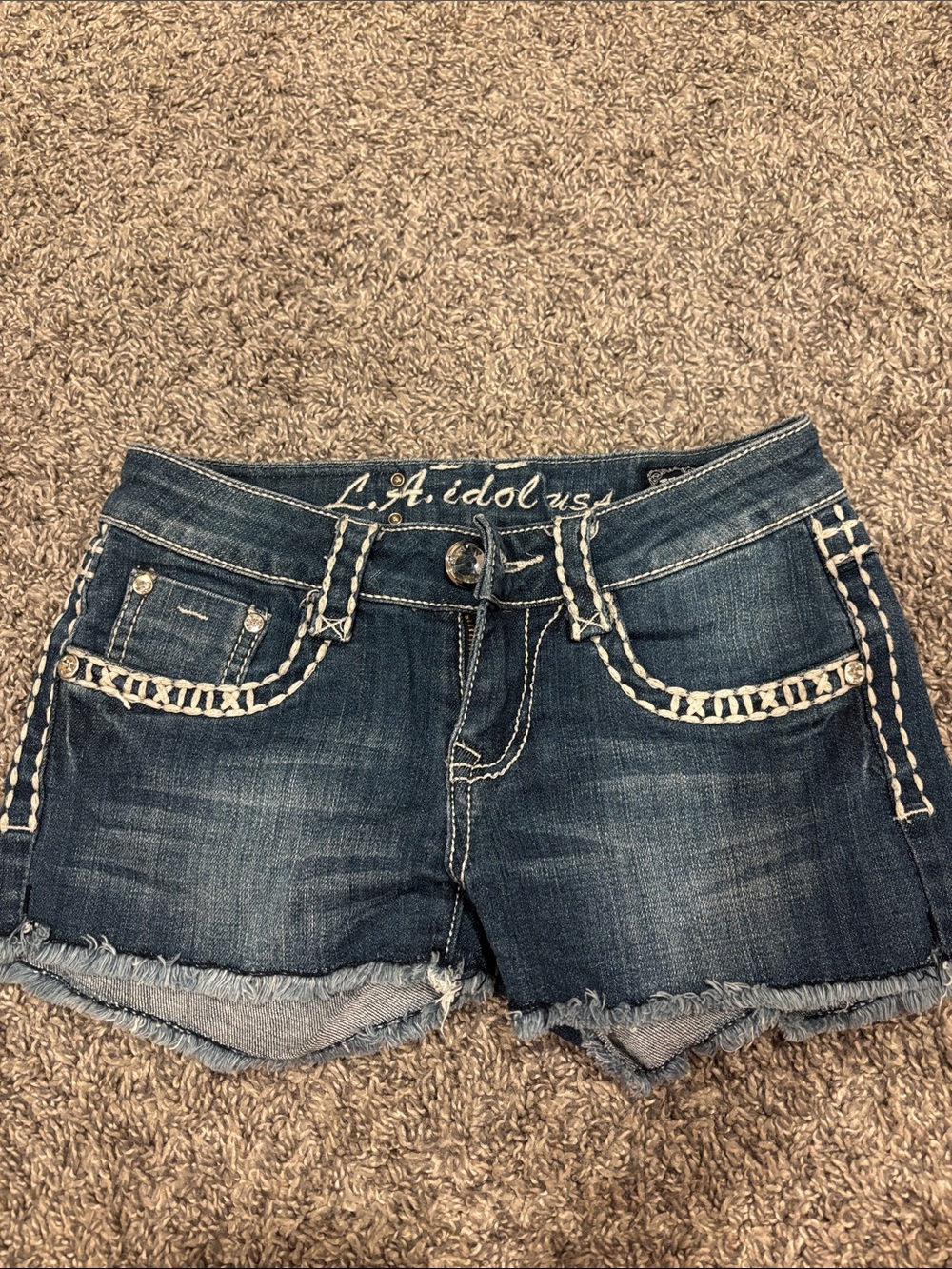 L.A. idol Dark Blue Distressed Denim Jean Shorts with White Contrast Stitching